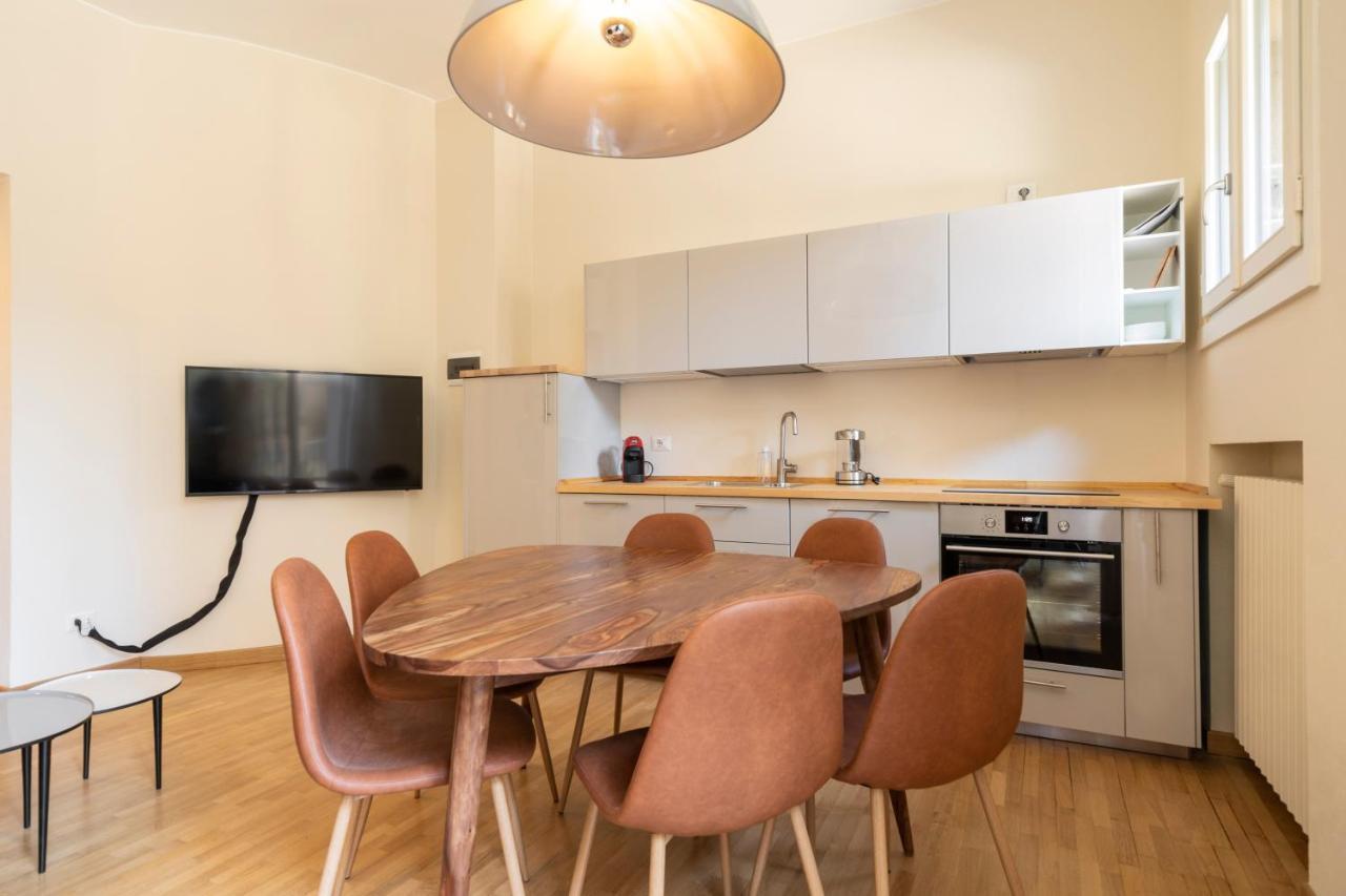 Residenza Cornaggia Apartment มิลาน ภายนอก รูปภาพ