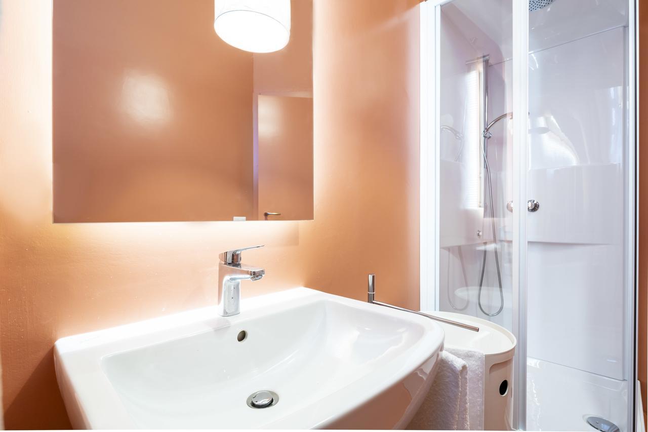Residenza Cornaggia Apartment มิลาน ภายนอก รูปภาพ