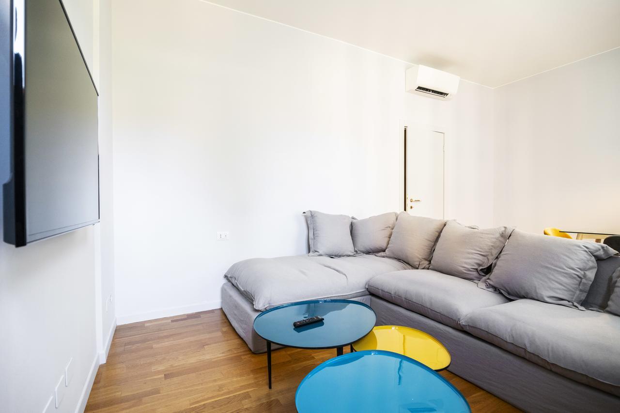 Residenza Cornaggia Apartment มิลาน ภายนอก รูปภาพ