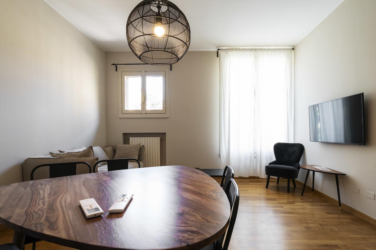 Residenza Cornaggia Apartment มิลาน ภายนอก รูปภาพ