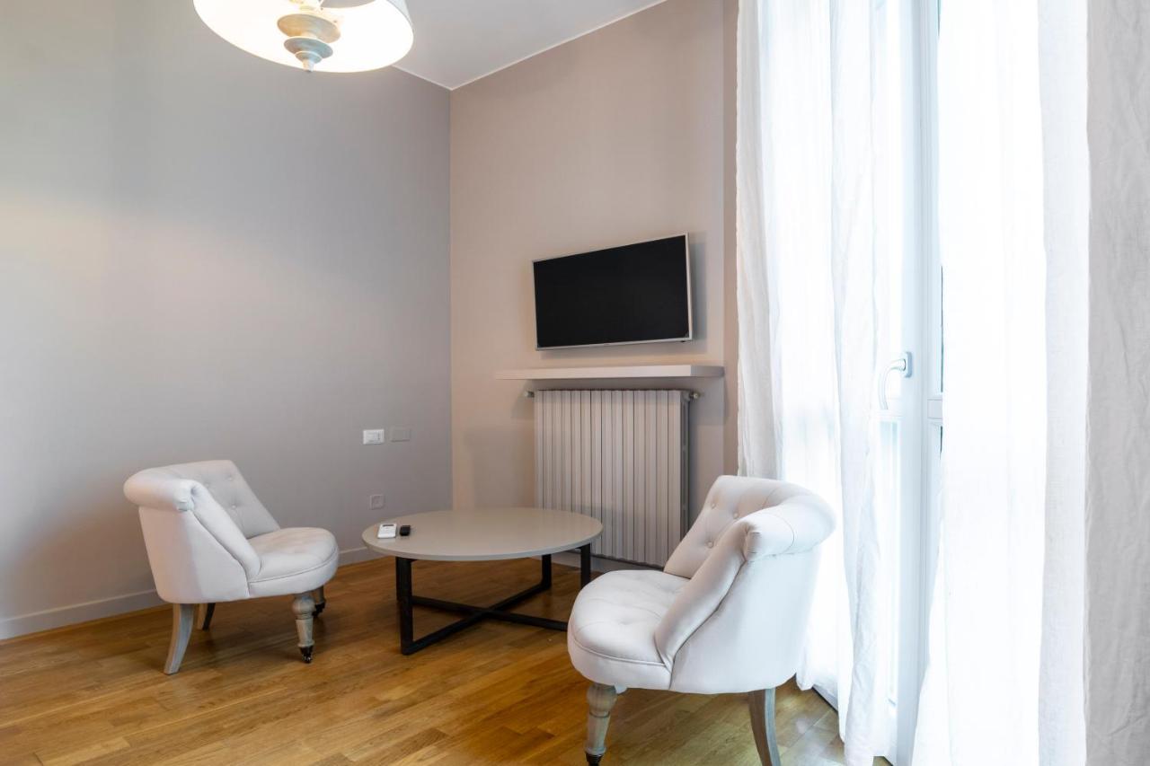 Residenza Cornaggia Apartment มิลาน ภายนอก รูปภาพ